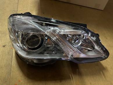 Mercedes Benz E-Class W212 Old Model Headlamp