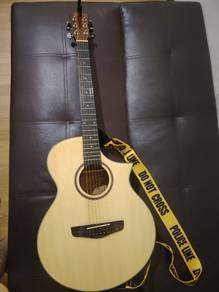 Akustik Guitar