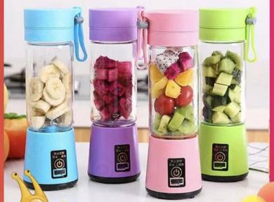 Portable juice blender
