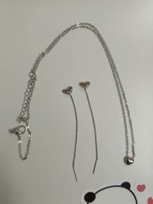 Love shape earrings and necklace