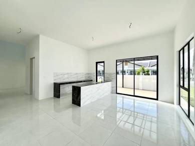 Bungalow House For Sale in Ipoh,PRK