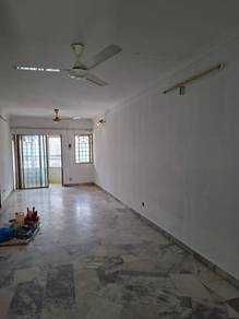 Condominium For Rent in Palm Court (Brickfields)
