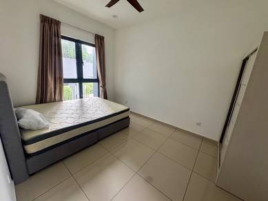 Room in Damansara Perdana, SGR