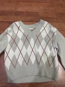Argyle V-neck sweater