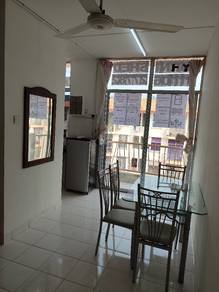 Apartment For Rent in Melinsung Summer Bay Resort Apartment