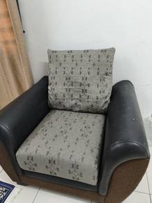 Sofa tebal