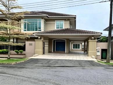 Semi-Detached House For Sale in Kuching,SWK