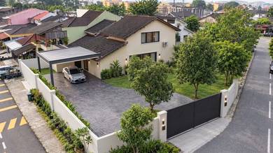 1.5-storey Terraced House For Sale in Keramat,KUL