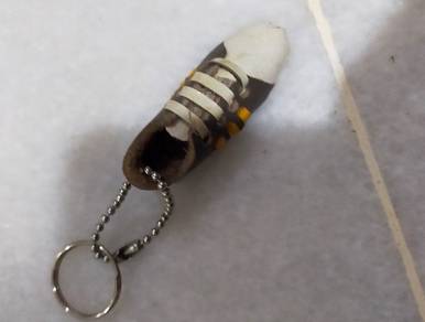 Sneakers keychain 
