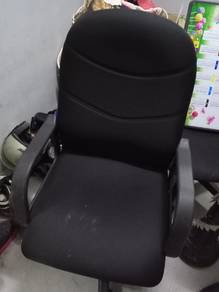 Mid Back Black Cushion Chair TC642