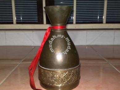Pasu tembaga antique brass vase