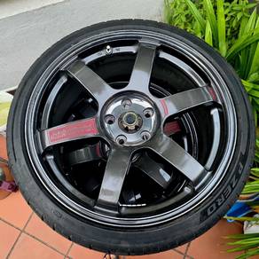 AOW 19" TE37 + Pirelli PZERO PZ5 235/35/19