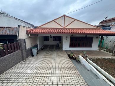 Semi-Detached House For Sale in Seremban,NSN