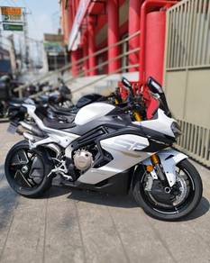 CFMOTO 675SR-R