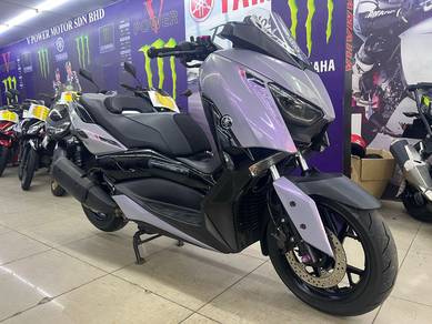 Yamaha XMAX