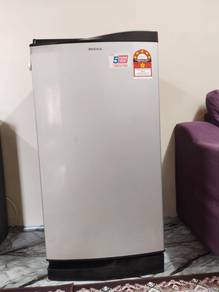 Peti sejuk/Fridge (size medium)
