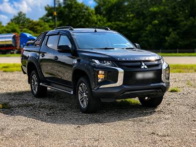 Mitsubishi Triton VGT PREMIUM in Johor Bahru, JHR
