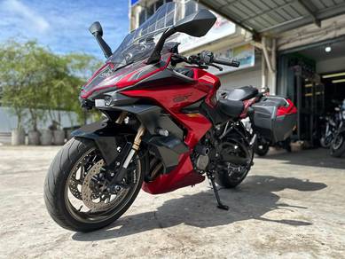 Suzuki GSX S1000