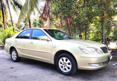 Toyota Camry E in Kulim, KDH