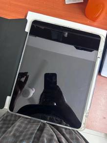 12.9-inch iPad Pro Wi-Fi + Cellular 256GB