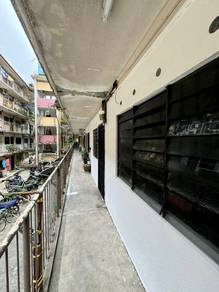 Flat For Rent in Taman Cempaka