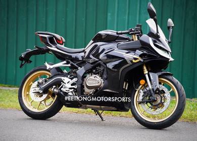 QJ Motor SRK250RD