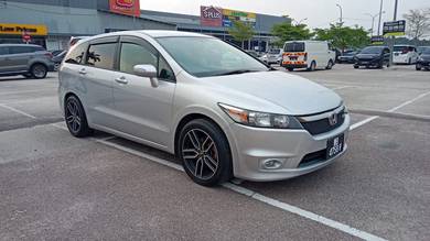 Honda Stream i-VTEC RSZ in Batu Pahat, JHR