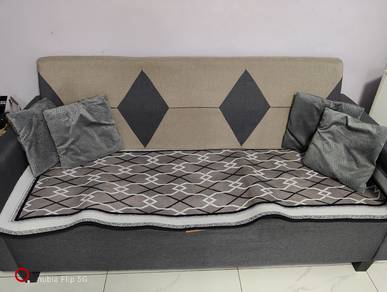 sofa 3 seater, 2 seater + table