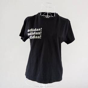 Adidas glinter wording top