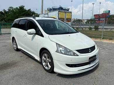 2010 Mitsubishi Grandis