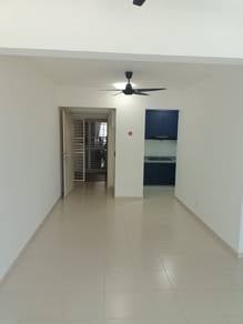 Condominium For Sale in I-Santorini