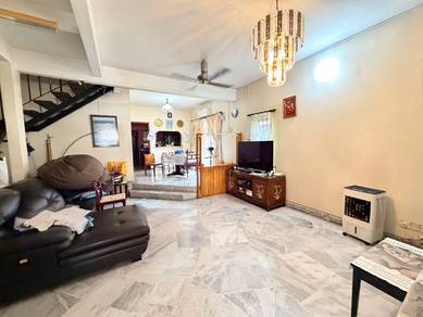 Semi-Detached House For Sale in Rawang,SGR