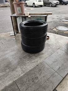 Toyota Cross original tyres(225/50/R18)