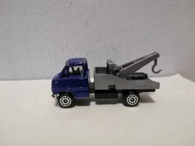 Vintage Motormax Toyota Dyna U10 Tow Truck