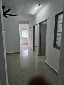 Apartment For Rent in Shop Apartment Pandan Indah