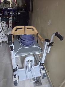 Elderly Transfer Commode Wheelchair with Hydraulic
