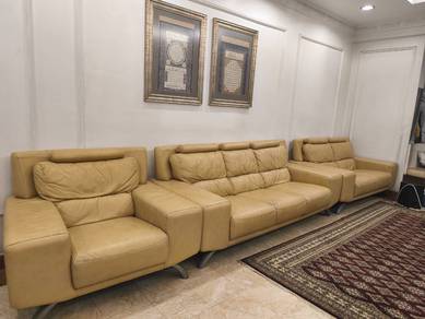 Expat Sale: Lorenzo Leather Sofa

