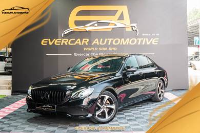 Mercedes Benz E200 200 SPORTSTYLE in Desa Petaling, KUL