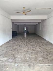 Shop lot For Rent in Lunas,KDH