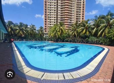 Condominium For Rent in Villa Beverly Hills