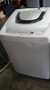 Mesin Toshiba Basuh Refurbish 10kg Washing Machine