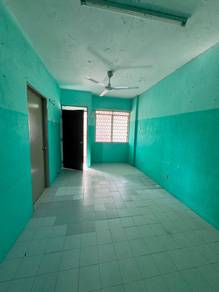 Condominium For Rent in Greenlane Heights