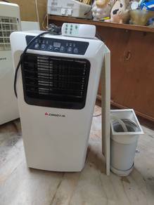 CHIGO 90% new1.0hp portable air cond 

