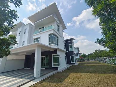 Semi-Detached House For Sale in Kajang,SGR