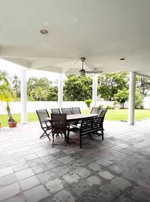 Bungalow House For Sale in Tropicana,SGR