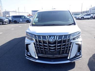 Toyota Alphard SC in Ampang Hilir, KUL