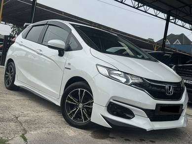 Honda Jazz Hybrid HYBRID in Kajang, SGR