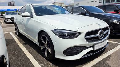 Mercedes Benz C200 200 AVANTGARDE in Chan Sow Lin, KUL