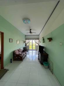 Condominium For Sale in Golden Coast Condominium