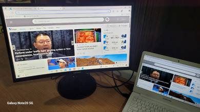 Samsung Curved Monitor - HDMI & VGA Ports